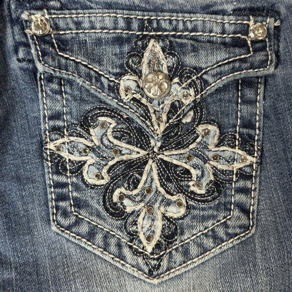 Miss Me Jeans Women 28 Blue Capri Low Rise Flap Pockets Distressed Stretch Denim - Picture 4 of 13